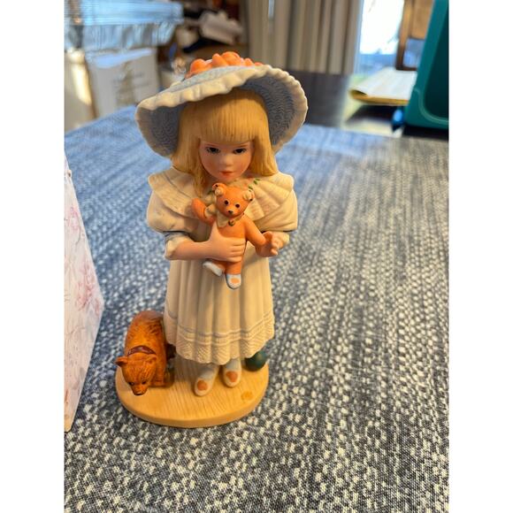 Jan Hagara Collectibles Shelley S20605 - Picture 2 of 5